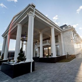 Hotel Caprice Complex Bacău