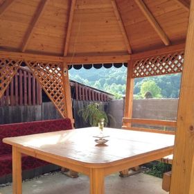  Pensiunea Țarina Șuncuiuș