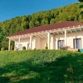 Cristelyn Residence Bran