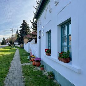 Öregfenyő Tornácosház Bakonykoppány