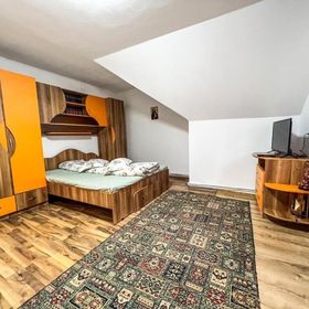 Casa de lângă Râu Rucăr