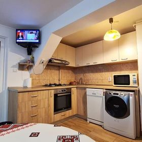 Casa de lângă Râu Rucăr