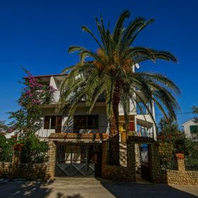 Apartments Daju Zdrelac