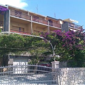 Apartments Bor Makarska