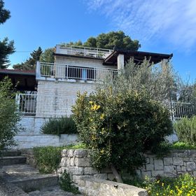 Apartment Dino Splitska