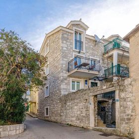 Apartments Jasna Baska Voda