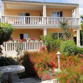 Apartments Antonio Orebic