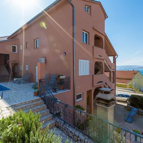 Apartments Tomica Novi Vinodolski