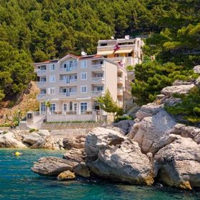 Apartments Draga Brela