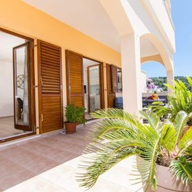 Apartment Tom Trogir