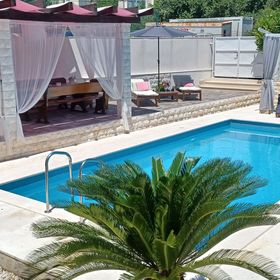 House Matenda house Solin