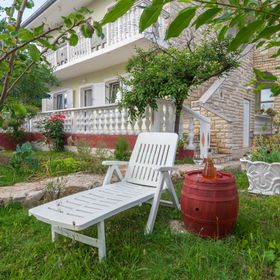 Apartment Basic Mario Vir II