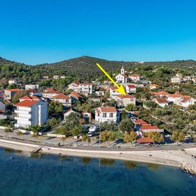 Apartments Luna Vinisce