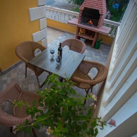 Apartments Dami Orebic