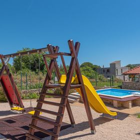 Villa Holiday Reunion Pirovac