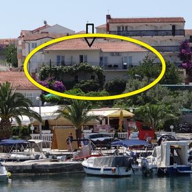 Apartment Mara Okrug Gornji