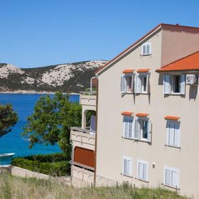 Apartments Nera Stara Novalja