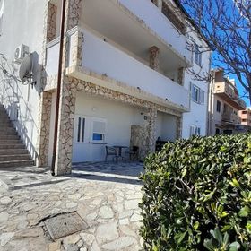 Apartmanok Parkolóhellyel Pag - 20577