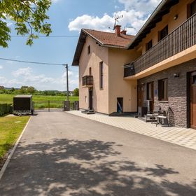 Apartmanok Gyermekes Családok Részére Karlovac - 20989