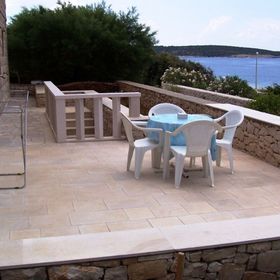 Apartments Vig Povlja