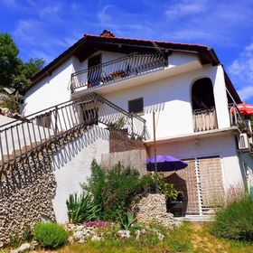 Apartmanok Parkolóhellyel Bunica, Senj - 22142 Bunica