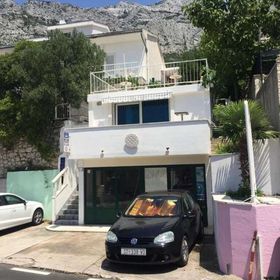 Apartmanok Családok Részére Medencével Brela, Makarska - 22910 Brela