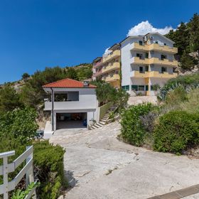 Apartmanok A Tenger Mellett Lokva Rogoznica, Omis - 23105 Lokva Rogoznica