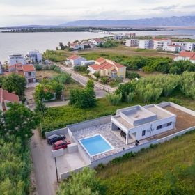 Ház Családok Részére Medencével A Tenger Mellett Privlaka, Zadar - 23159 Privlaka