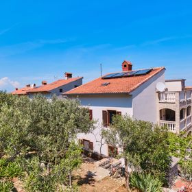 Apartmanok Parkolóhellyel Mali Losinj, Losinj - 23160 Mali Lošinj