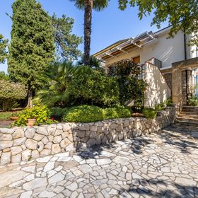 Apartmanok Családok Részére Medencével Njivice, Krk - 23547 Njivice