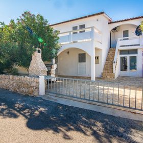 Apartmanok A Tenger Mellett Vir - 23554