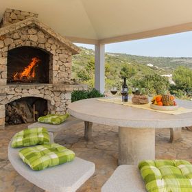 House Slobodna Vinisce