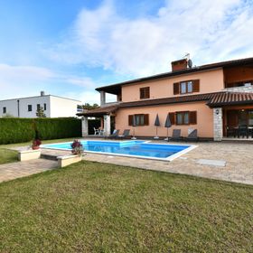 Apartment Nina Porec