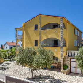 Apartment Mark Novalja