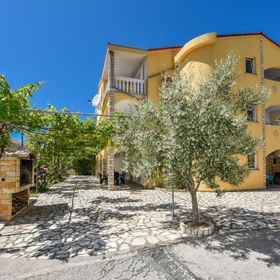 Apartment Mark Novalja