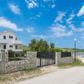 Apartments Blue Skies Ljubac