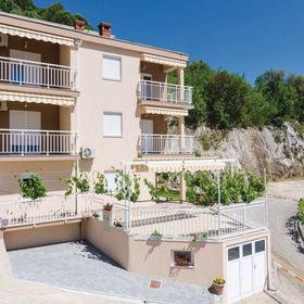 Apartments Ljuba Ploce