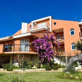 Apartments Nada Novalja II