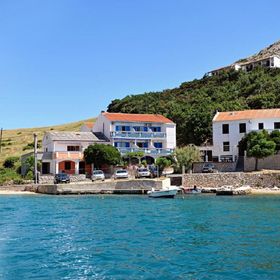 Apartments Draga Metajna