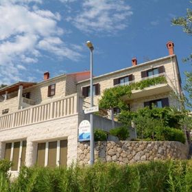 Apartment Vrilo Postira