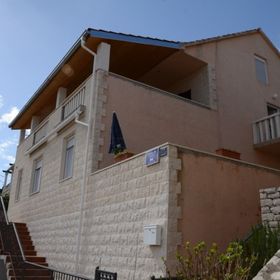 Apartments Iva Postira II