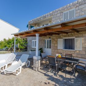 Apartment Sunny Lumbarda