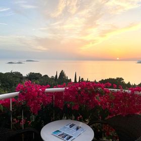 Apartments and Rooms Villa Bouganvillea Mlini