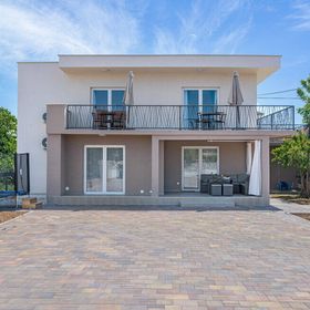 House Seaside Magnolias Pirovac