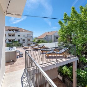 House Seaside Magnolias Pirovac