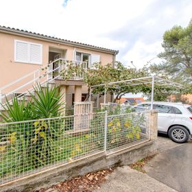 Apartment The View Arbanija