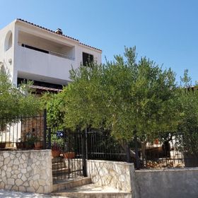 Apartment Sanda Stomorska