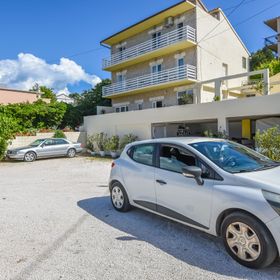 Apartments Milenka Arbanija