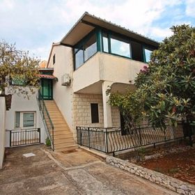 Apartment Vrilo Supetar