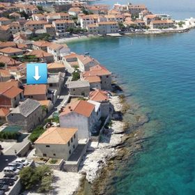 Apartment Tonci Postira